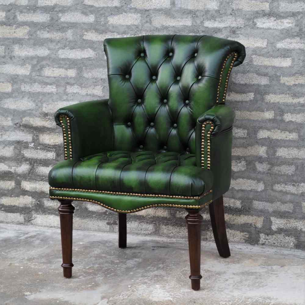 Gravy Armchair | Mid-century Modern Living Room Furniture | Grabit