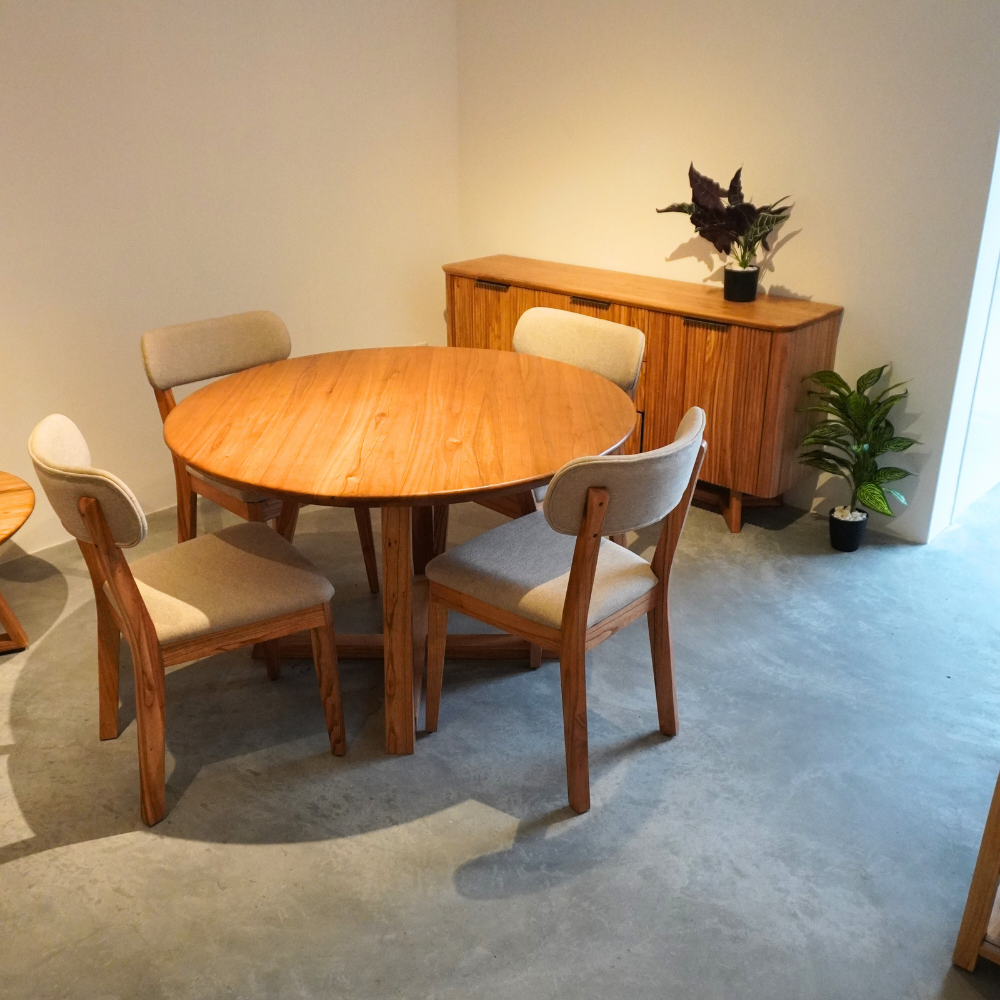 Selar Dining Table | Elegant Dining Table KL | Grabit